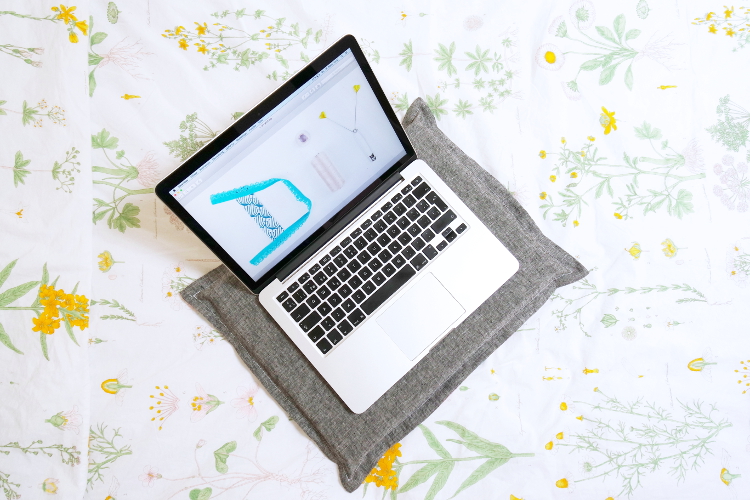 DIY MODE Laptop Kissen Tablett nähen selbst selber machen Idee